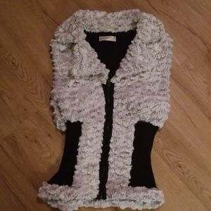 A'GACI Faux Fur Zippered Vest